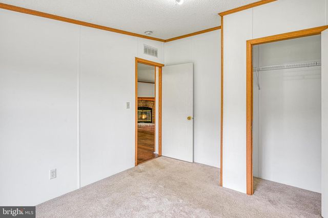 5290 W OLD MOUNTAIN RD, Louisa, VA 23093