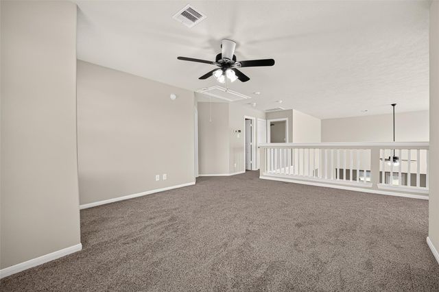 3011 Cambridge Meadows Lane, Dickinson, TX 77539