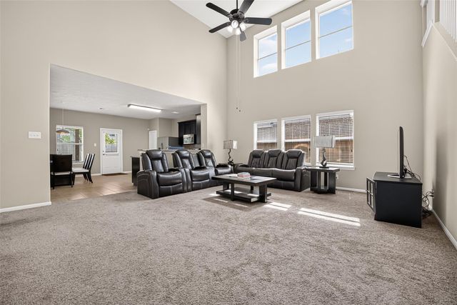 3011 Cambridge Meadows Lane, Dickinson, TX 77539