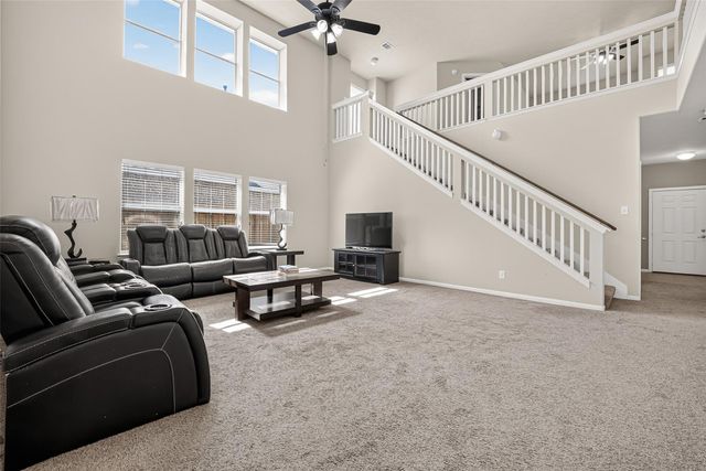 3011 Cambridge Meadows Lane, Dickinson, TX 77539