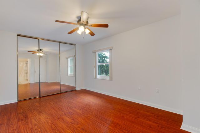 31 Clinton Court C, Royal Palm Beach, FL 33411