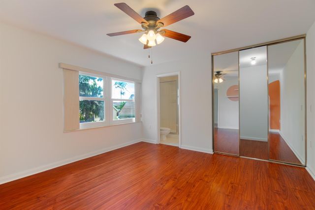 31 Clinton Court C, Royal Palm Beach, FL 33411