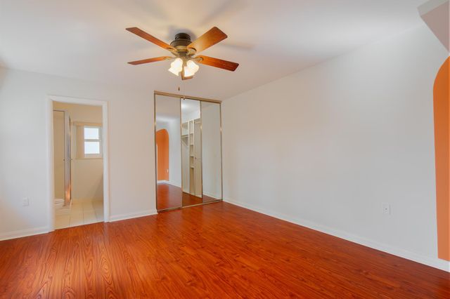 31 Clinton Court C, Royal Palm Beach, FL 33411