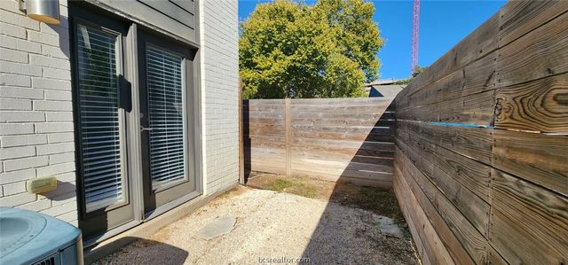 505 Boyett Street D1, College Station, TX 77840