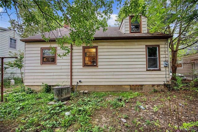 2718 Welch Avenue, Niagara Falls, NY 14303