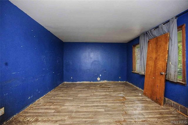 2718 Welch Avenue, Niagara Falls, NY 14303