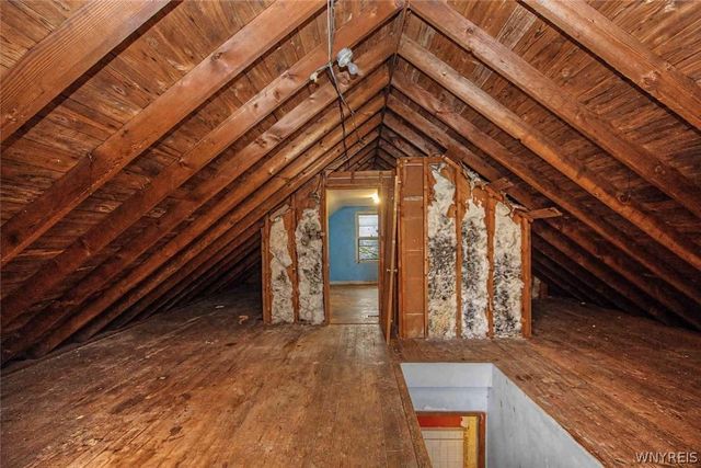 2718 Welch Avenue, Niagara Falls, NY 14303
