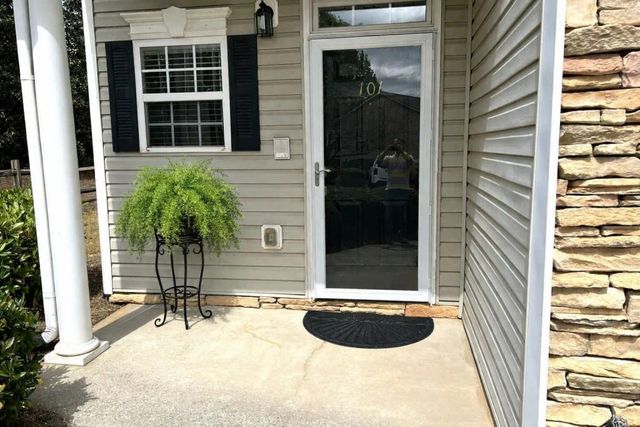 101 Linton Drive, Acworth, GA 30102