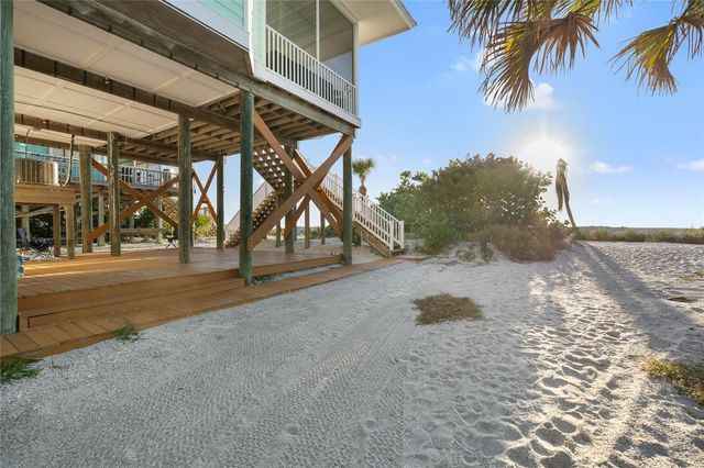 8798 GRAND AVENUE, Placida, FL 33946