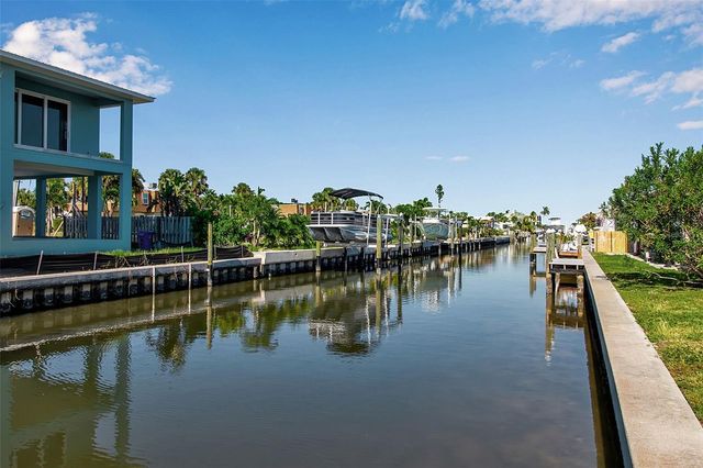 713 SAINT JUDES DRIVE S 2, Longboat Key, FL 34228