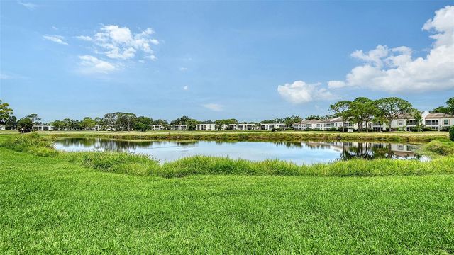 5207 WILLOW LINKS 34, Sarasota, FL 34235