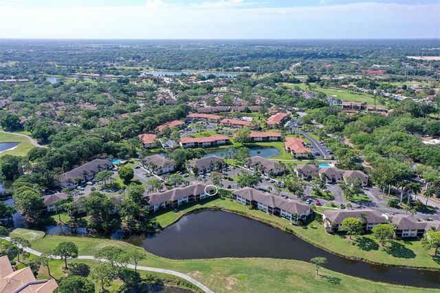 5207 WILLOW LINKS 34, Sarasota, FL 34235