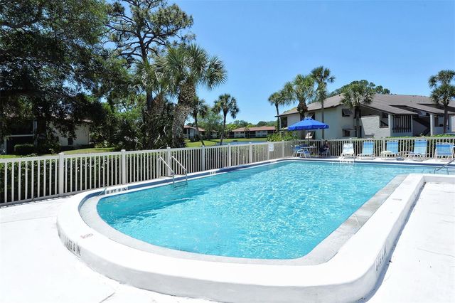 5207 WILLOW LINKS 34, Sarasota, FL 34235