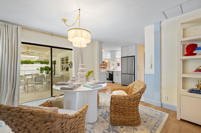 2512 SW 5th Street, Boynton Beach, FL 33435