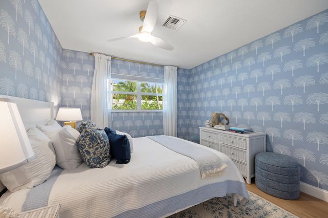 2512 SW 5th Street, Boynton Beach, FL 33435