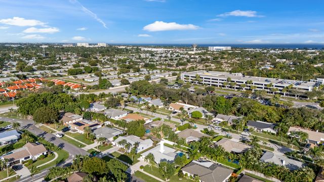 2512 SW 5th Street, Boynton Beach, FL 33435