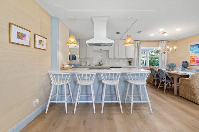 2512 SW 5th Street, Boynton Beach, FL 33435