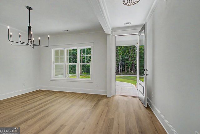 347 Crestwood Rd, Tyrone, GA 30290