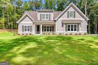 347 Crestwood Rd, Tyrone, GA 30290