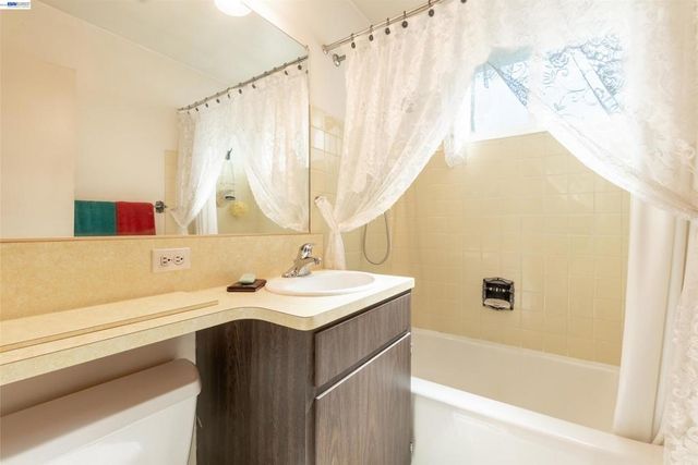 1805 1805 Sundberg Ave, San Leandro, CA 94577