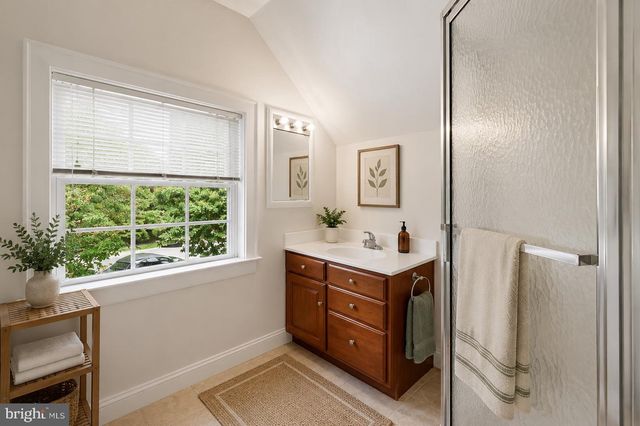2799 WASHINGTON BLVD, Arlington, VA 22201