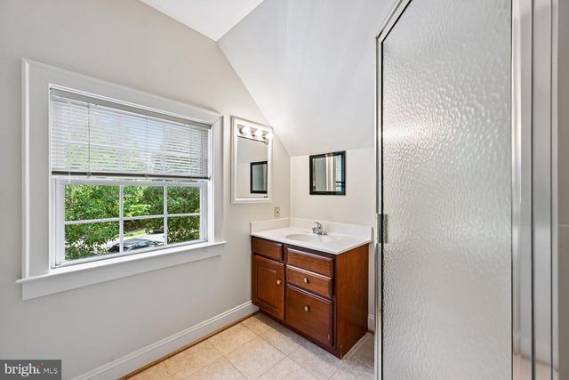 2799 WASHINGTON BLVD, Arlington, VA 22201