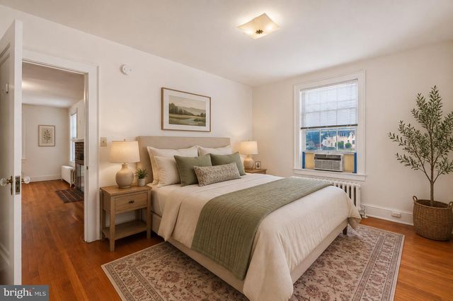 2799 WASHINGTON BLVD, Arlington, VA 22201