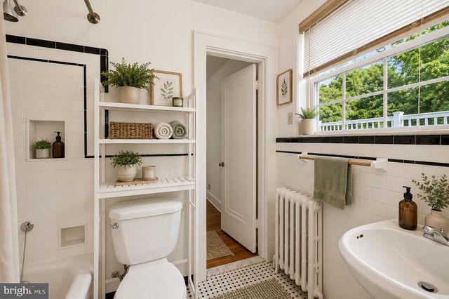 2799 WASHINGTON BLVD, Arlington, VA 22201