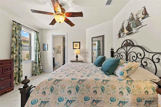 13785 TOMARO STREET, Venice, FL 34293