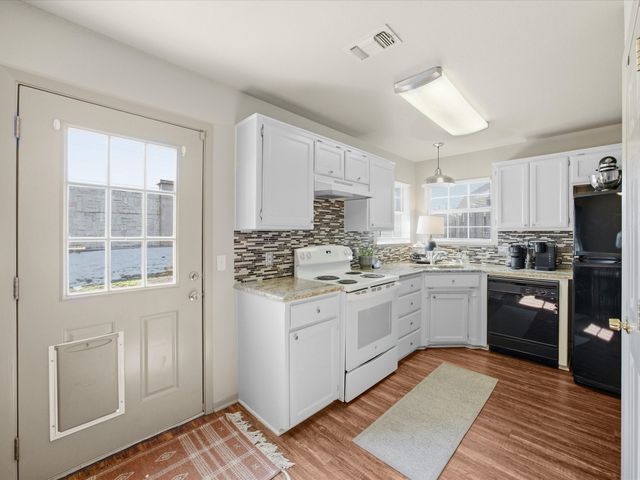 126 Black Forest Drive, Weatherford, TX 76086