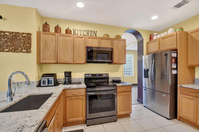 876 Gazetta Way, West Palm Beach, FL 33413