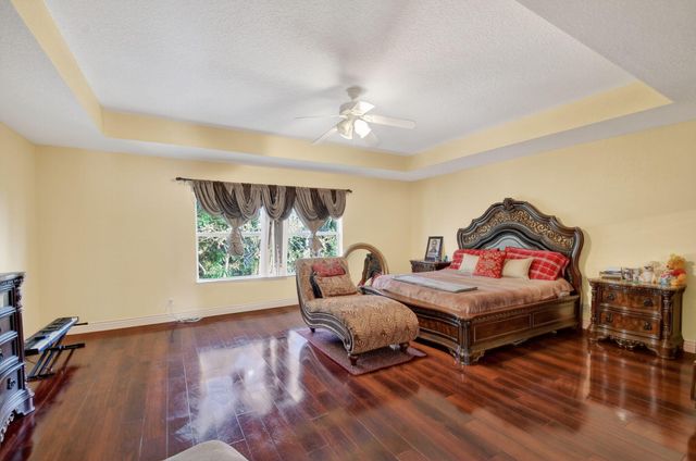 876 Gazetta Way, West Palm Beach, FL 33413