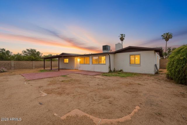3143 W JULIE Drive, Phoenix, AZ 85027