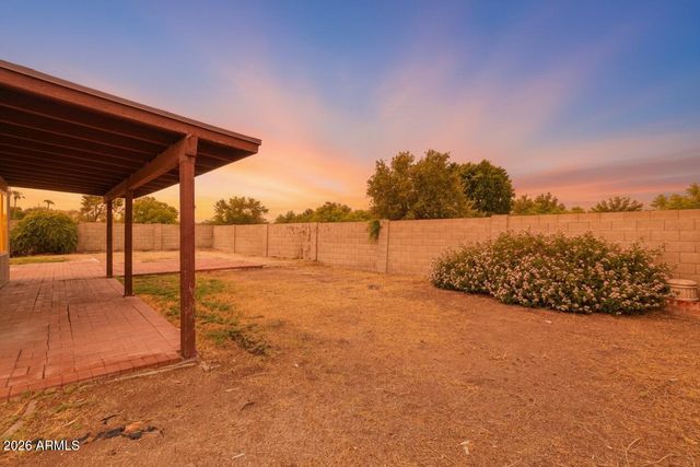 3143 W JULIE Drive, Phoenix, AZ 85027