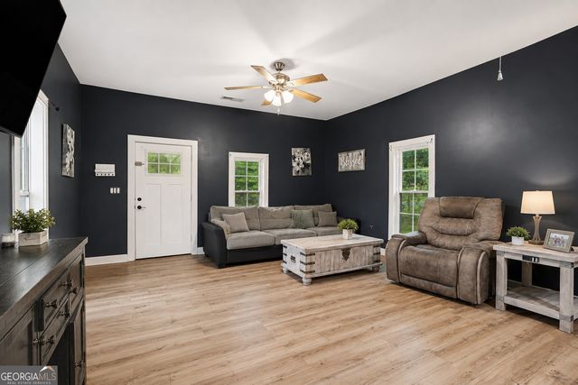 104 Sargent Kennon Street, Newnan, GA 30263