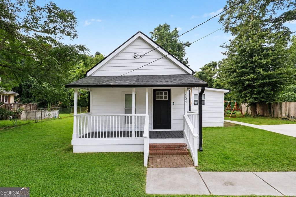 104 Sargent Kennon Street, Newnan, GA 30263
