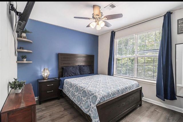 58 Hammock Place SE, Atlanta, GA 30312