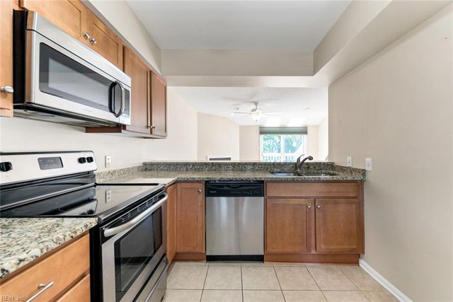 670 Seawatch CV, Virginia Beach, VA 23451