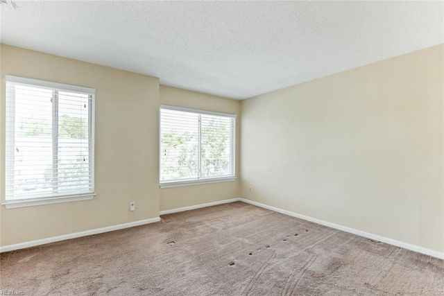 670 Seawatch CV, Virginia Beach, VA 23451