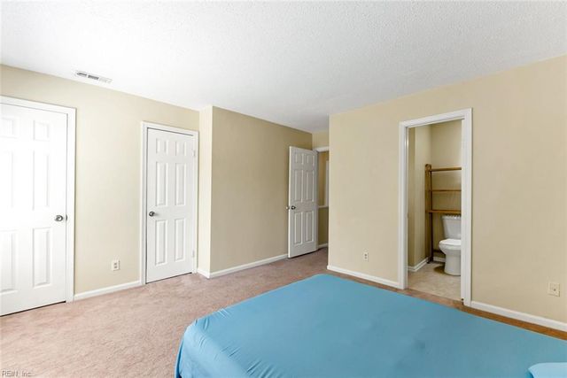 670 Seawatch CV, Virginia Beach, VA 23451