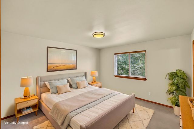 8321 E Sunflower Ln, Spokane, WA 99217