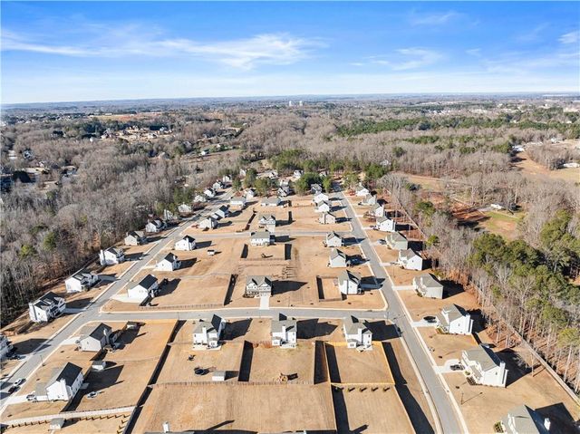 1230 Homeward Trail, Hoschton, GA 30548