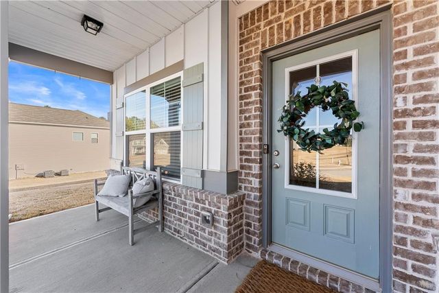 1230 Homeward Trail, Hoschton, GA 30548
