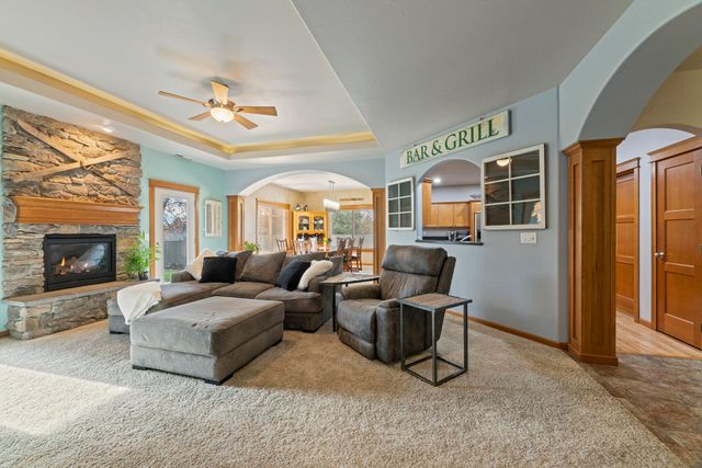 3864 Crystal Springs Drive, Medford, OR 97504