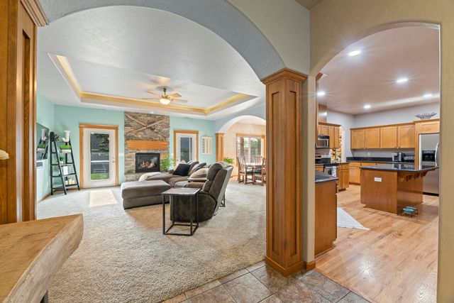 3864 Crystal Springs Drive, Medford, OR 97504