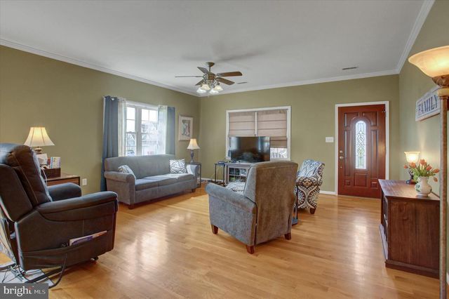 14217 SHELBY CIR, Hagerstown, MD 21740