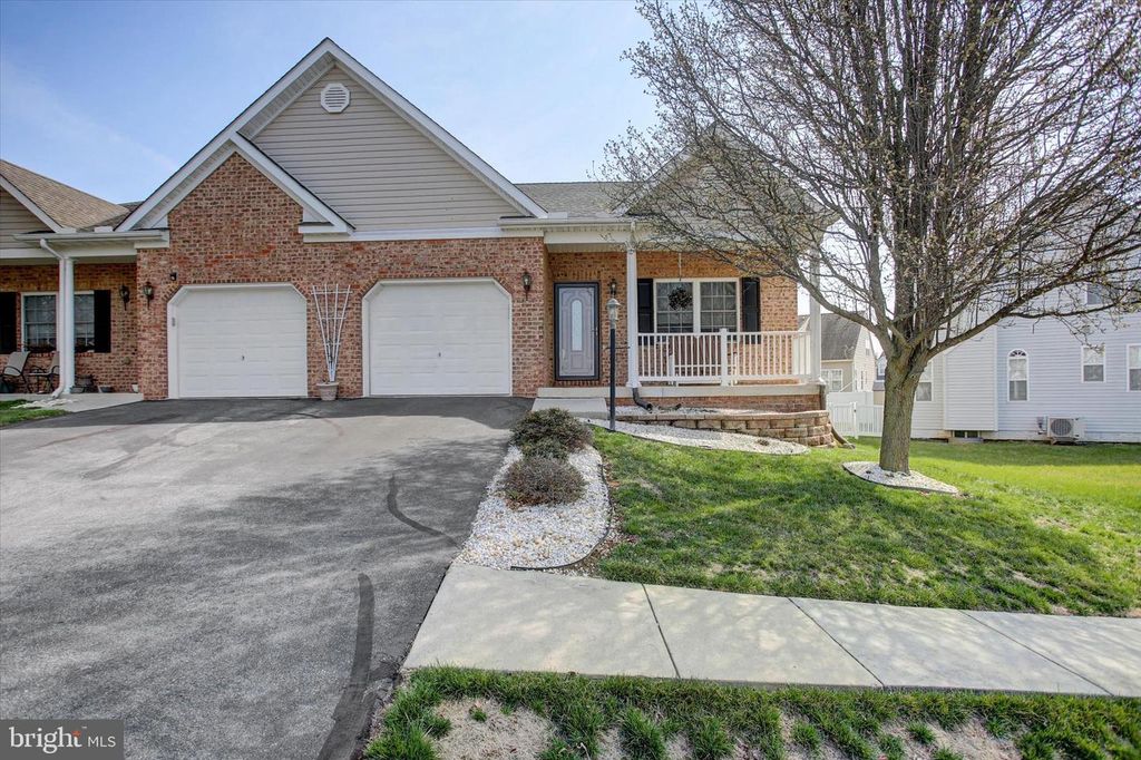 14217 SHELBY CIR, Hagerstown, MD 21740