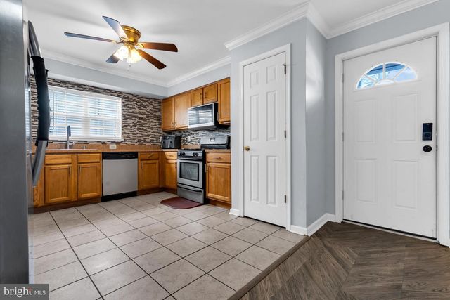 46 LOUISE LN, Trenton, NJ 08618