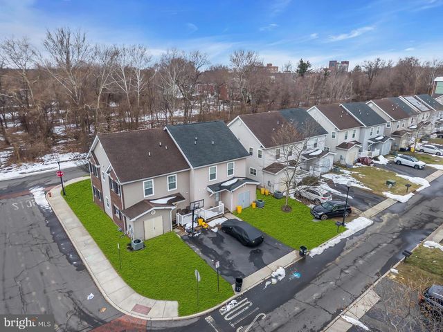 46 LOUISE LN, Trenton, NJ 08618