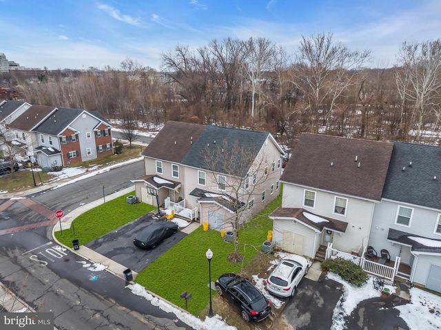 46 LOUISE LN, Trenton, NJ 08618